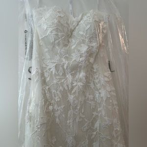 Sherri Hill tighter fitted lace Wedding Dress, Size 12